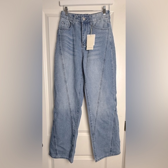Commense Vintage Denim Straight Leg Jeans - Picture 2 of 13